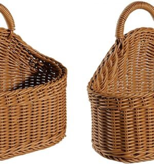 2 Pcs Hanging Storage Baskets, Plastic Pantry Wicker Baskets, Wall Mount Basket with Hook, Decorative Baskets for Organizing, Small Woven Baskets for Kitchen Bathroom(Brown)